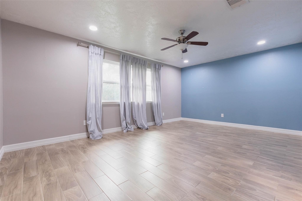 20103 Fort Stanton Drive - Photo 12