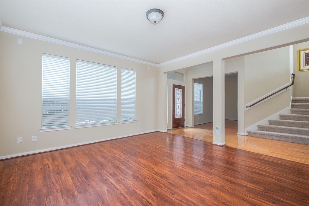 26114 Sandersgate Lane - Photo 2