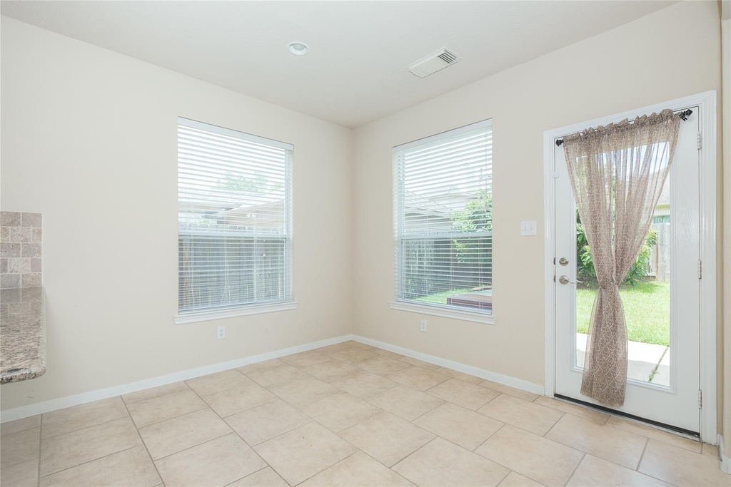 26114 Sandersgate Lane - Photo 14