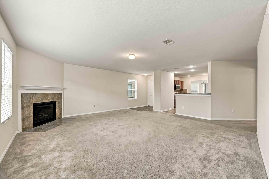 7402 Fox Cove Trail - Photo 4