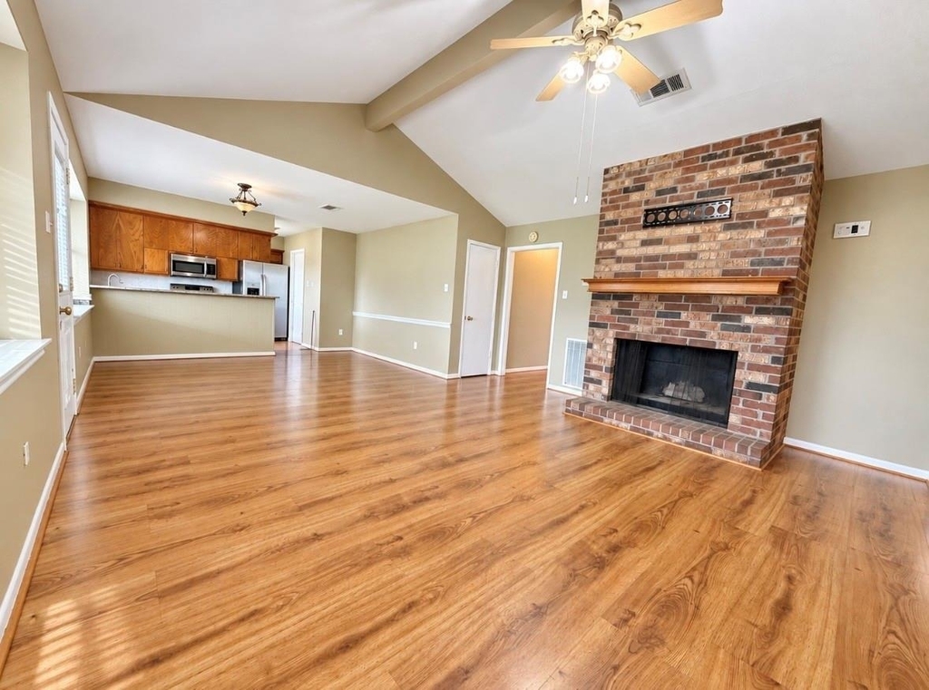 9943 Bayou Woods Drive - Photo 3