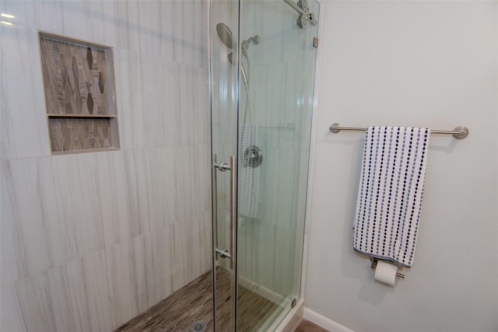 6703 Stonewater - Photo 13