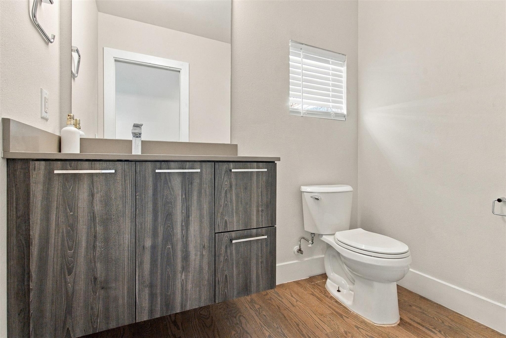 2126 Dennis Street - Photo 12