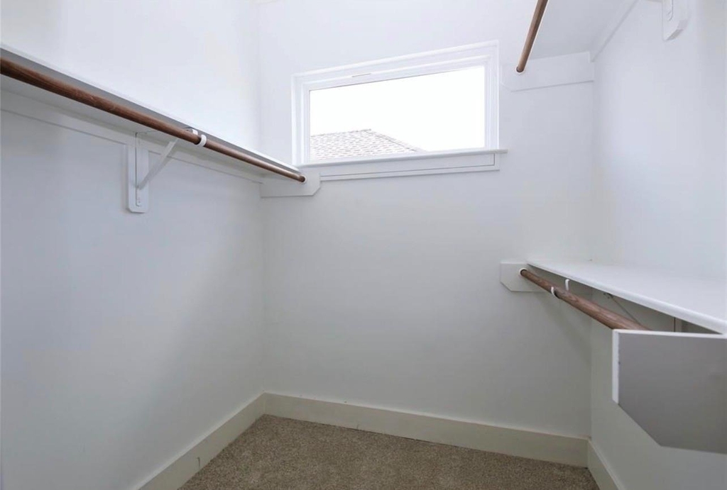 637 Rutland Street - Photo 15