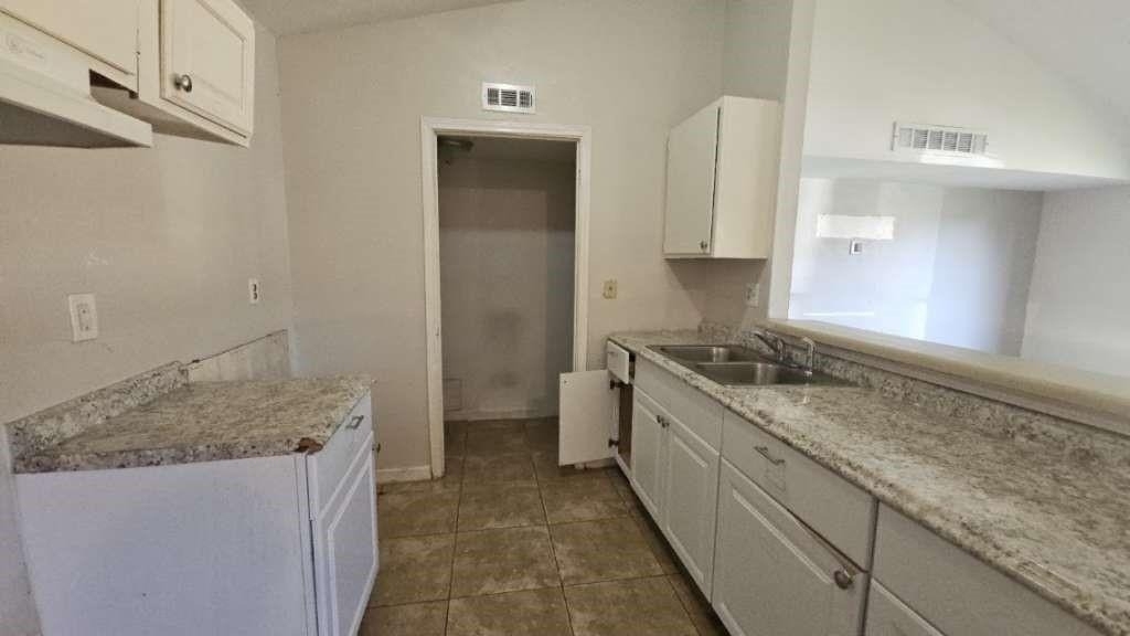 14131 Callahan Drive - Photo 3