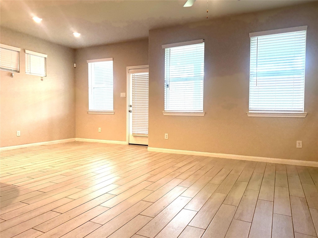 1902 La Magnolia Drive - Photo 8