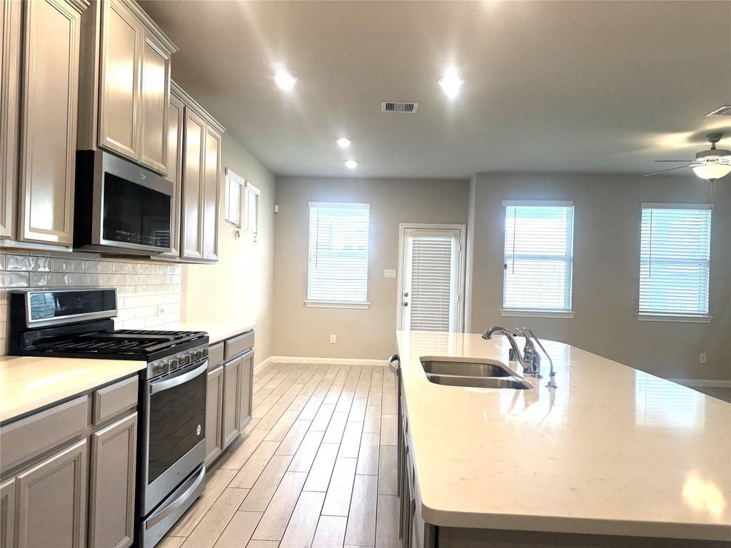 1902 La Magnolia Drive - Photo 10