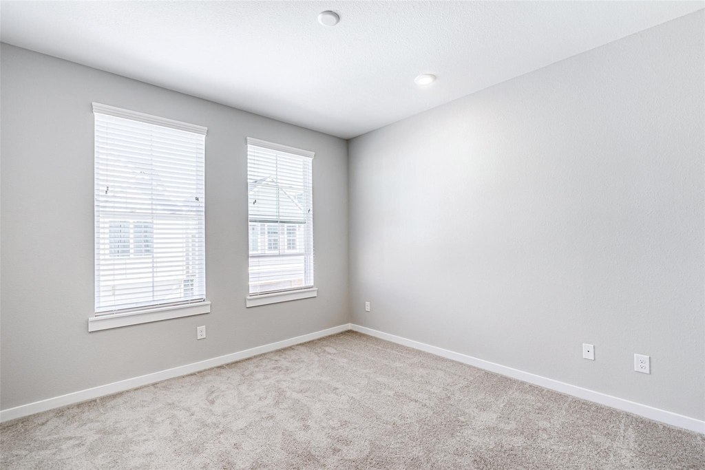 8423 Berry Brush Lane - Photo 26