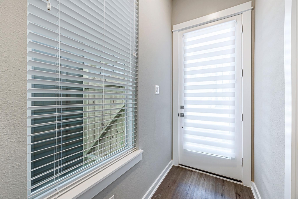 8423 Berry Brush Lane - Photo 3