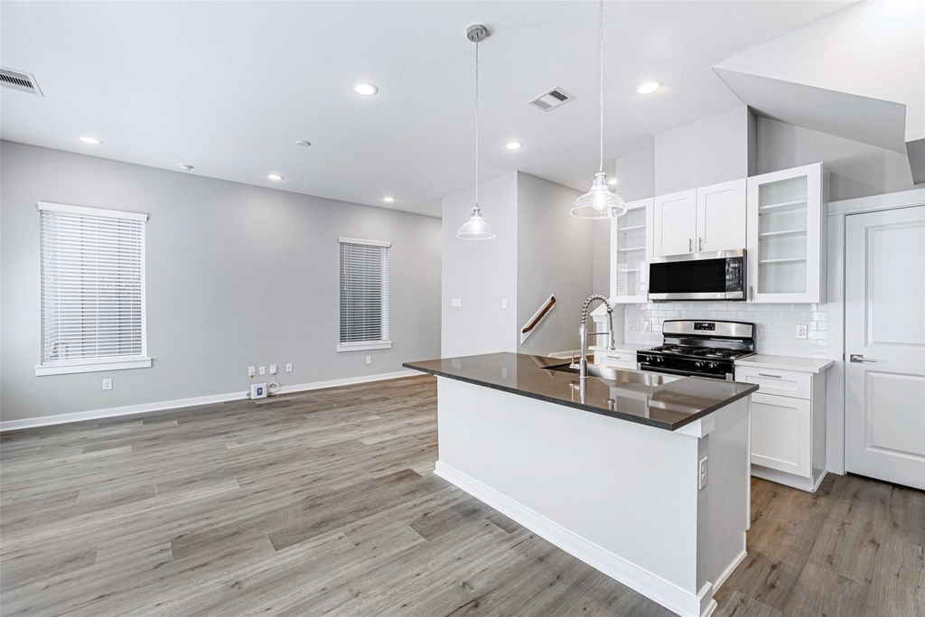 8423 Berry Brush Lane - Photo 7