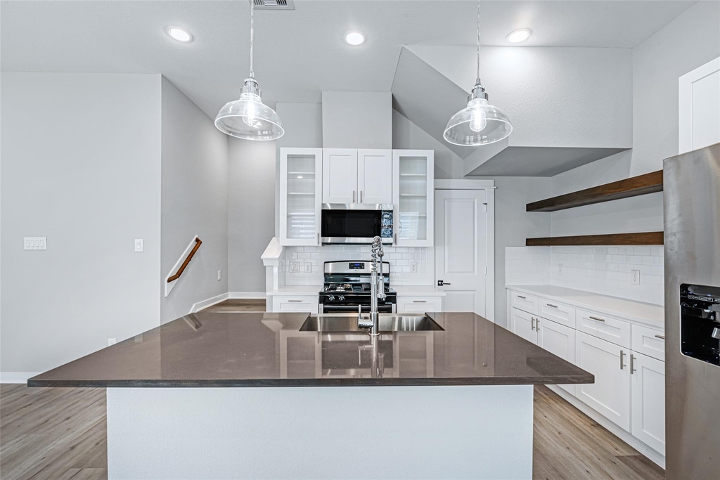 8423 Berry Brush Lane - Photo 8