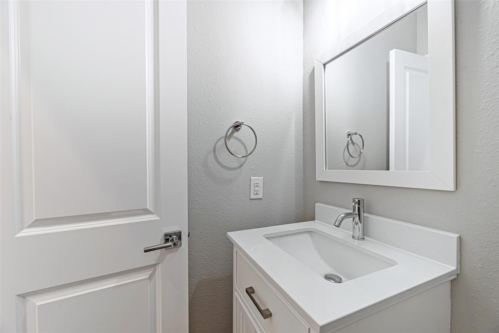 8423 Berry Brush Lane - Photo 4