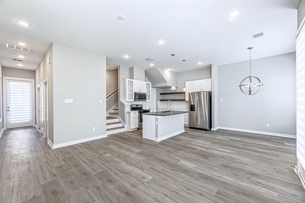 8423 Berry Brush Lane - Photo 5