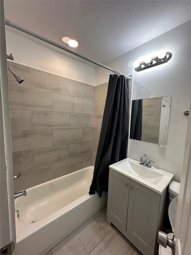 1405 Miles Street - Photo 9