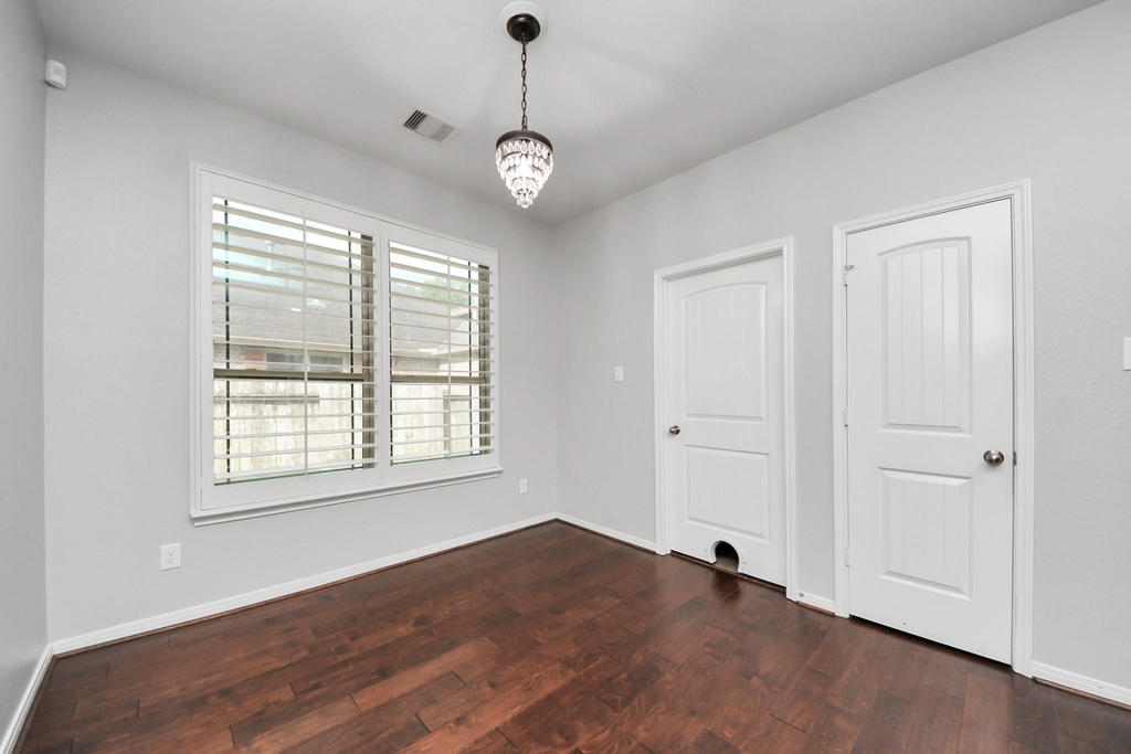 1111 Wheatfield Court - Photo 9