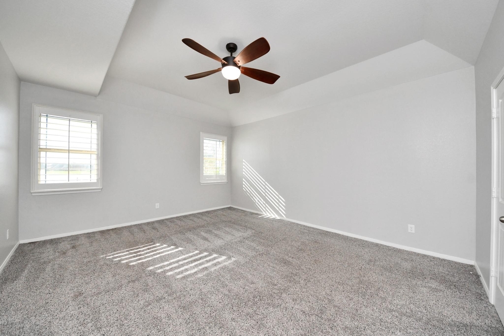 1111 Wheatfield Court - Photo 19