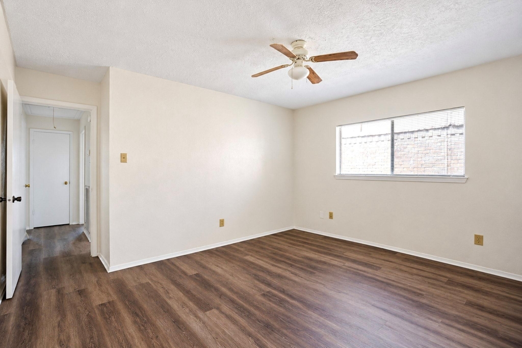 2326 Hazy Creek Drive - Photo 23