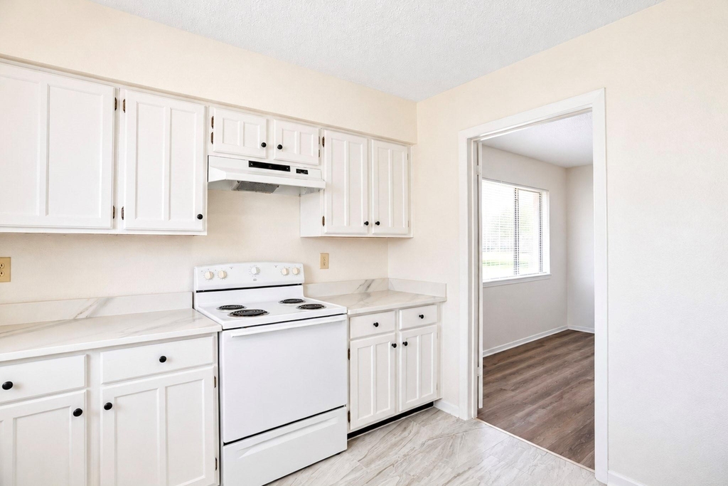 2326 Hazy Creek Drive - Photo 14