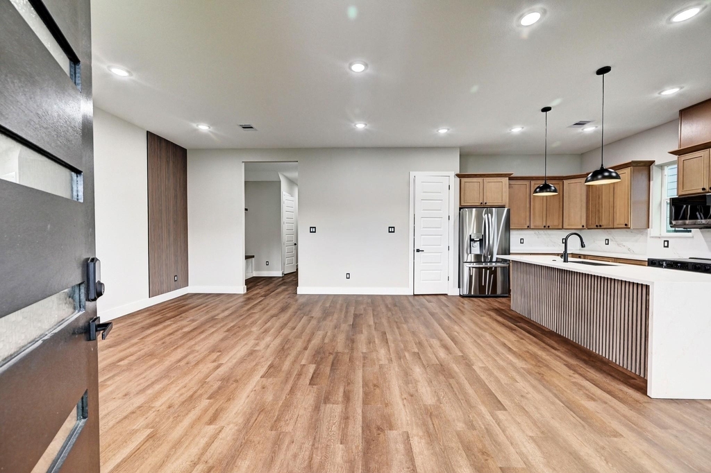 703 Carol Lynn Dr - Photo 5
