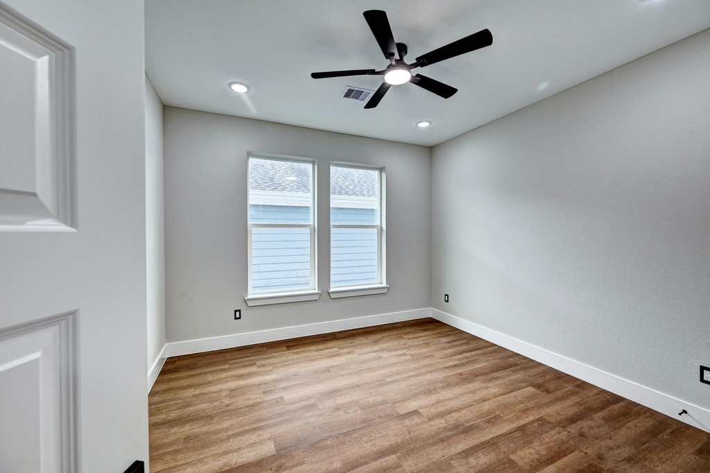 703 Carol Lynn Dr - Photo 28