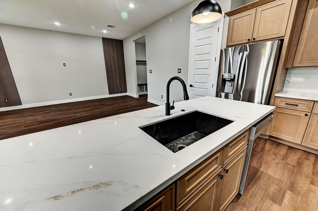 703 Carol Lynn Dr - Photo 9