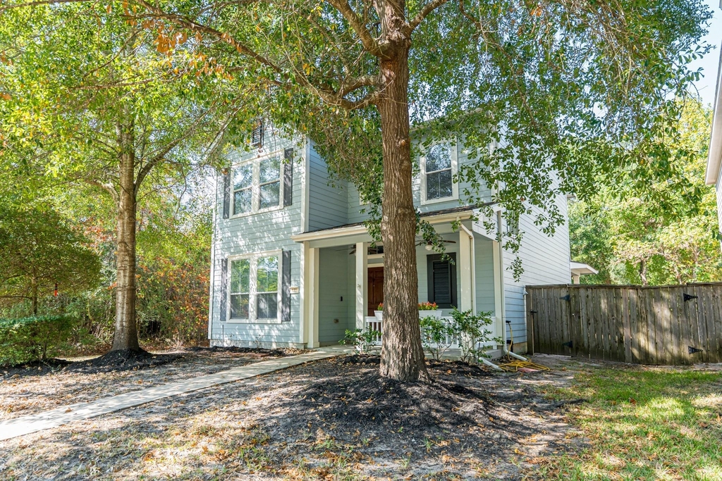 130 W Montfair Boulevard - Photo 2