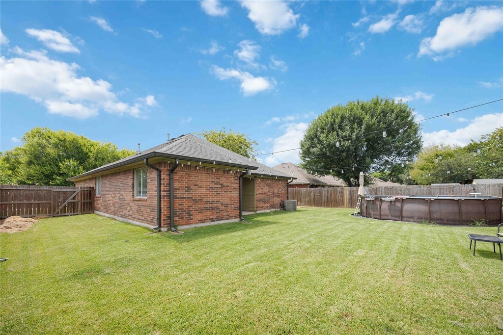8302 Sanford Street - Photo 20