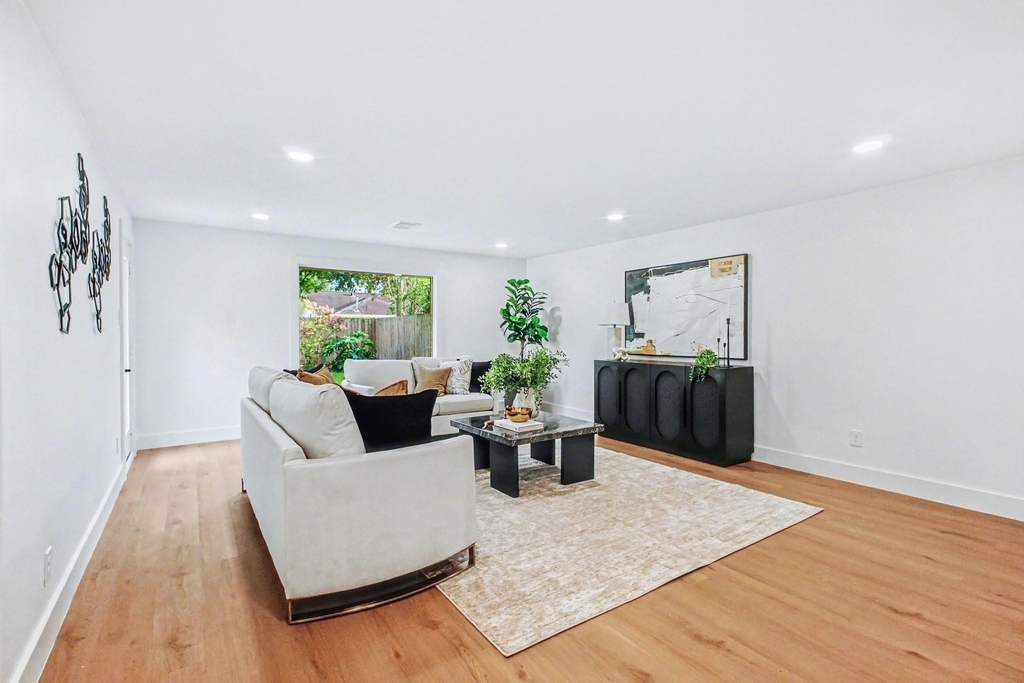 5443 Redstart Street - Photo 5