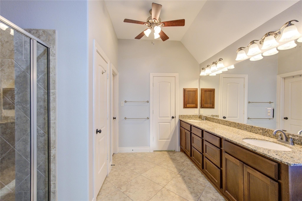 2914 Legend Hill Drive - Photo 16