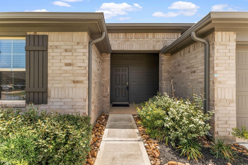 40510 Birch Shadow Court - Photo 2
