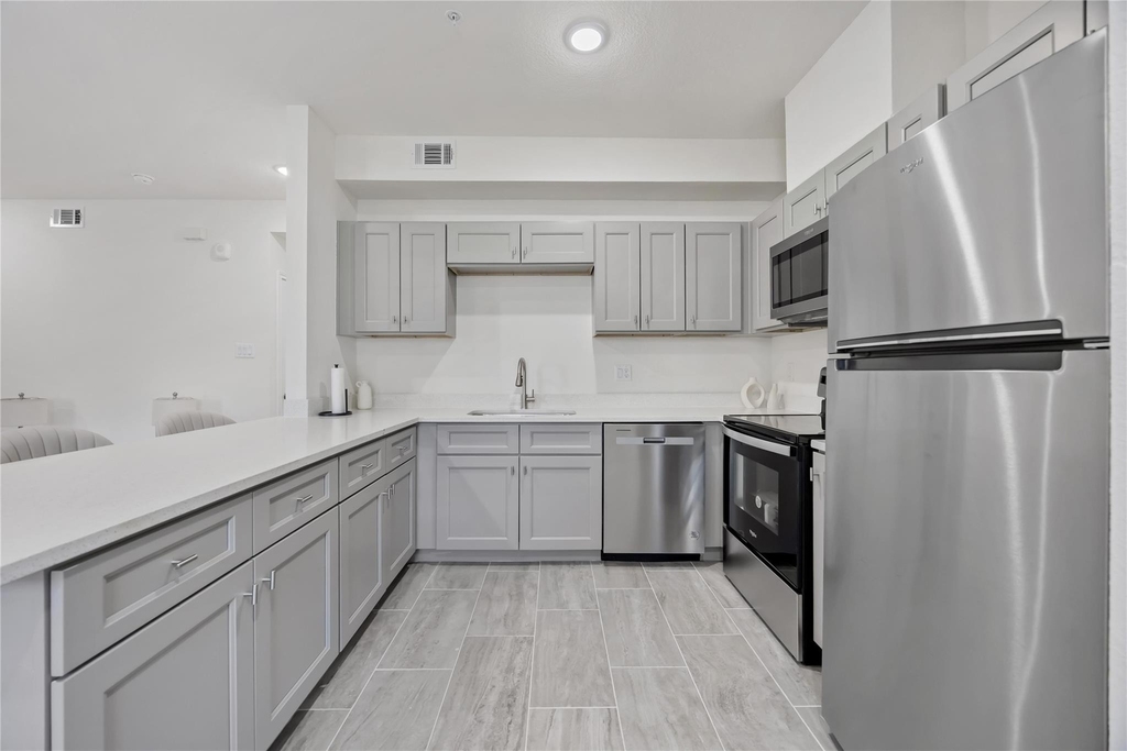 9129 Brandon Street - Photo 7