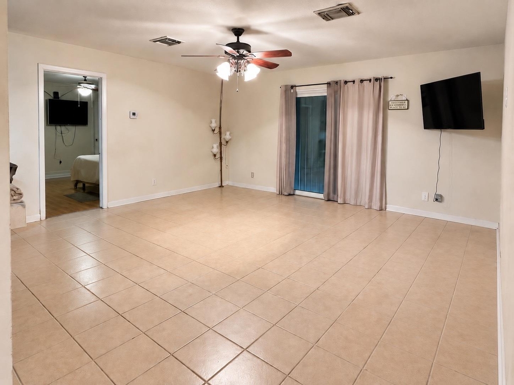 2214 Boss Street - Photo 9