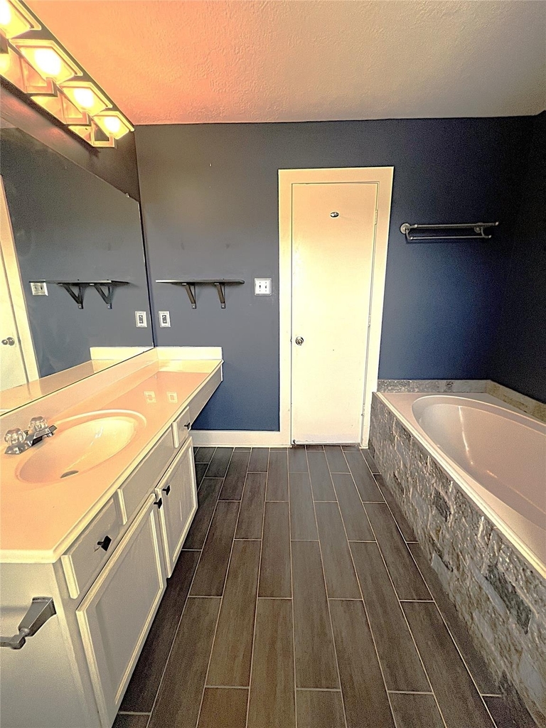 6819 Kingwood Glen Drive - Photo 22
