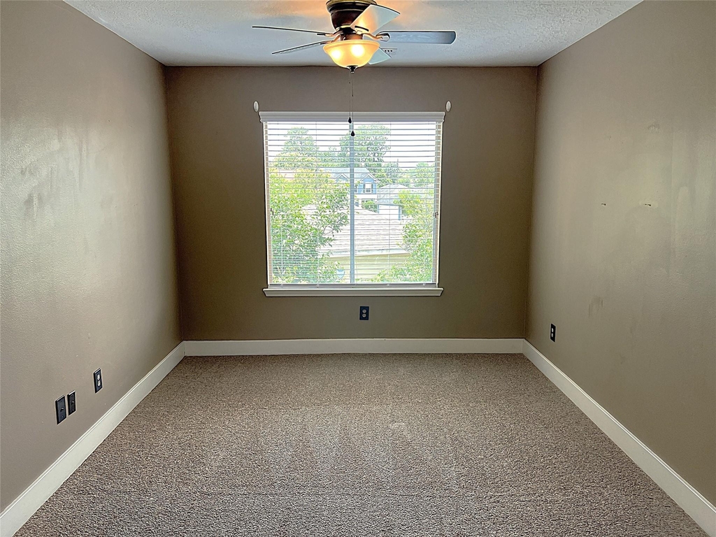 6819 Kingwood Glen Drive - Photo 14