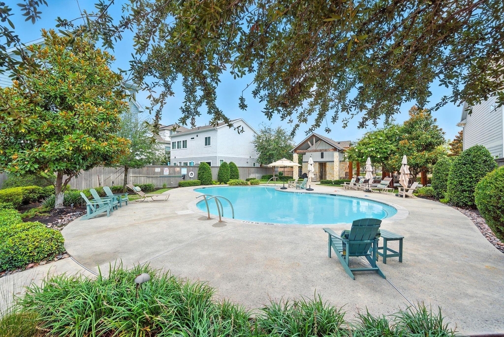 1417 Biondo Way - Photo 3