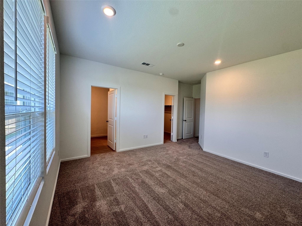 25577 Balsamroot Drive - Photo 4