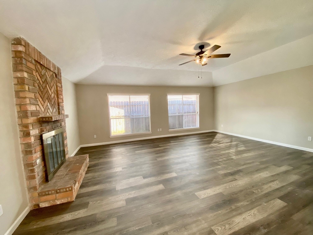 2406 Whitman Way Drive - Photo 17