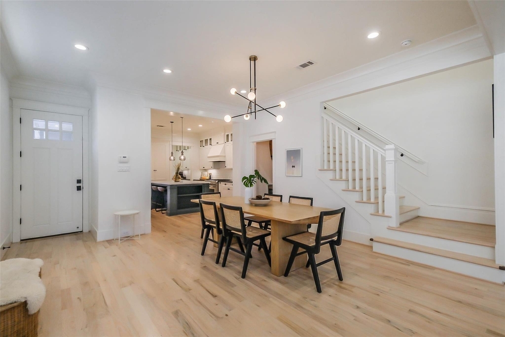 508 W 26th Street - Photo 15