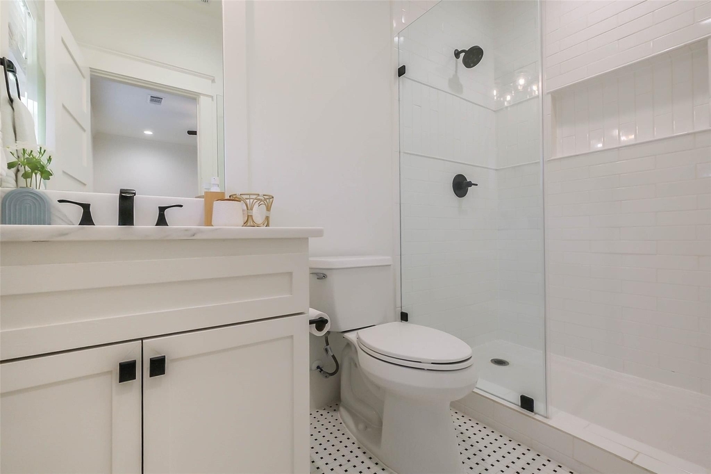 508 W 26th Street - Photo 34