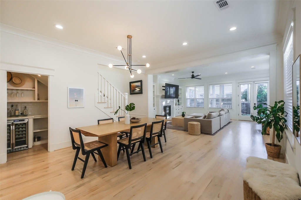 508 W 26th Street - Photo 2