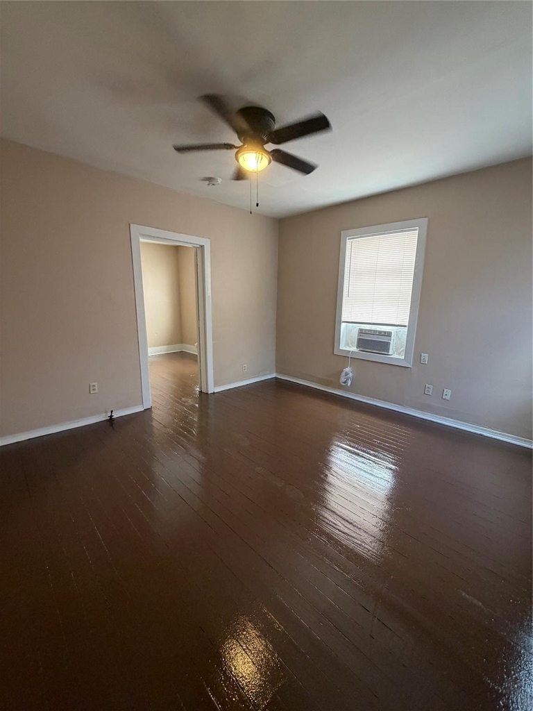 7016 Avenue F - Photo 1