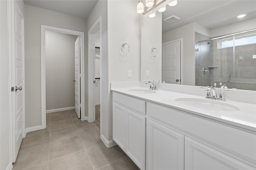 2046 West Darlington Oak Ct - Photo 11