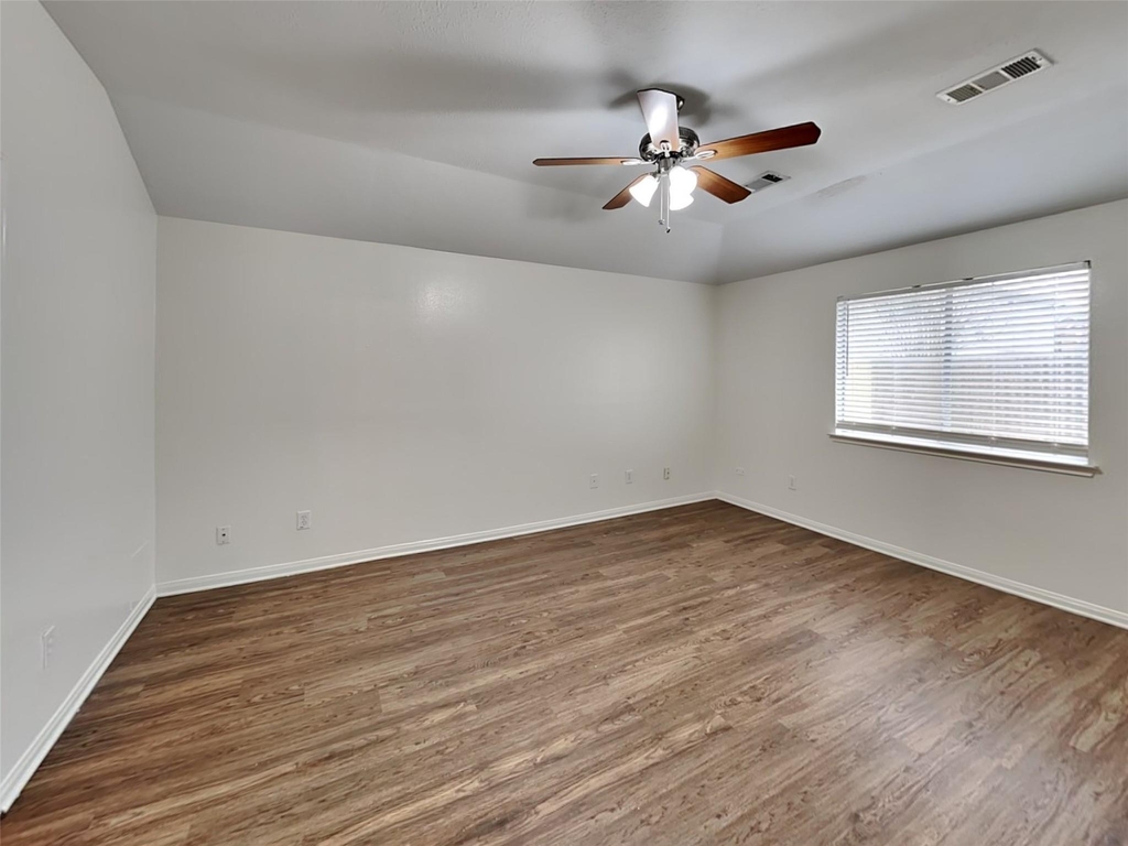 17602 Coventry Oaks Drive - Photo 8