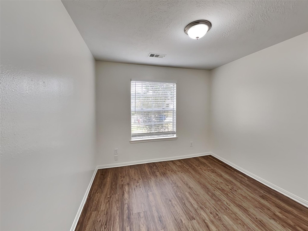 17602 Coventry Oaks Drive - Photo 15