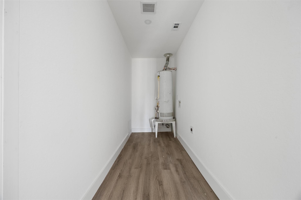 608 Lloyd Drive - Photo 16