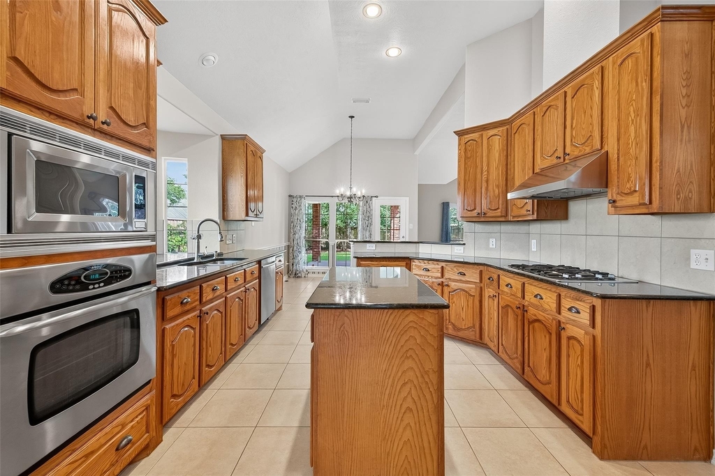 2223 Fern Mist Lane - Photo 21