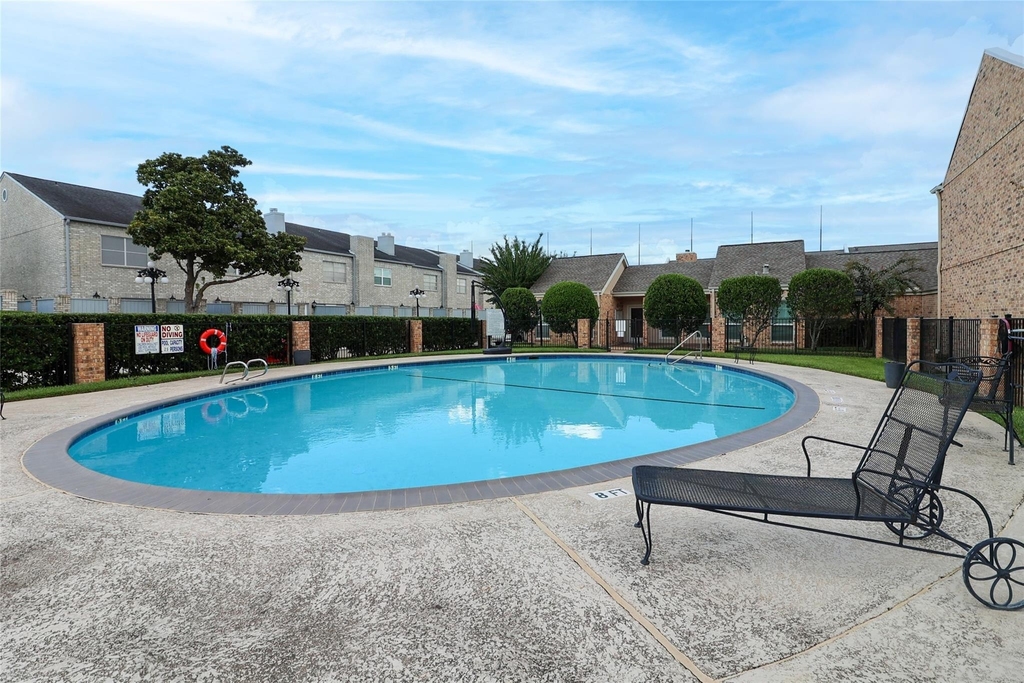 600 Wilcrest Drive - Photo 44