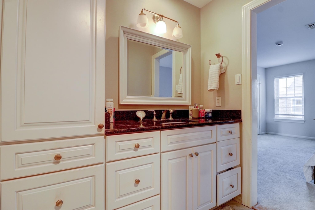 600 Wilcrest Drive - Photo 34