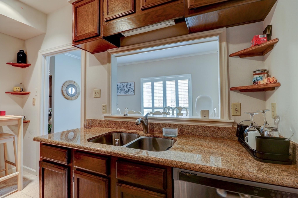 600 Wilcrest Drive - Photo 21