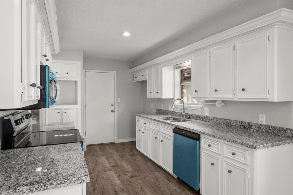 15606 Stoney Fork Drive - Photo 14